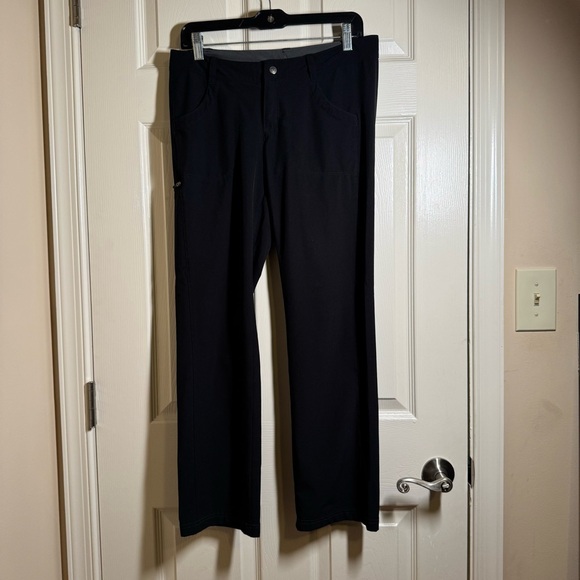 Patagonia Women's Classic Black Jumpsuit Size 4 - Picture 1 of 12